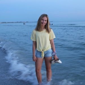 Meet your Posher, Lauren